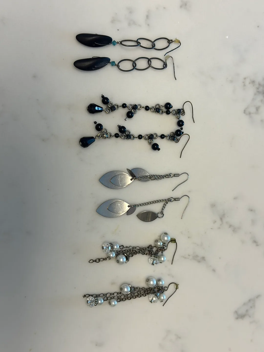 Earring bundles image indicator(4)