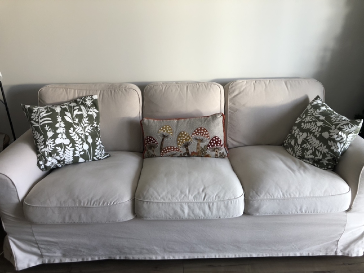 IKEA Uppland Sofa - photo 3