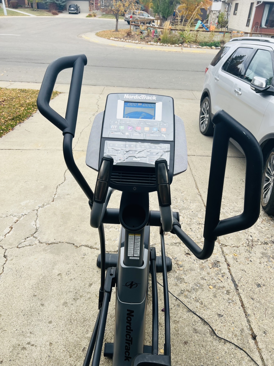 NordicTrack Elliptical 11.7 - Excellent Condition