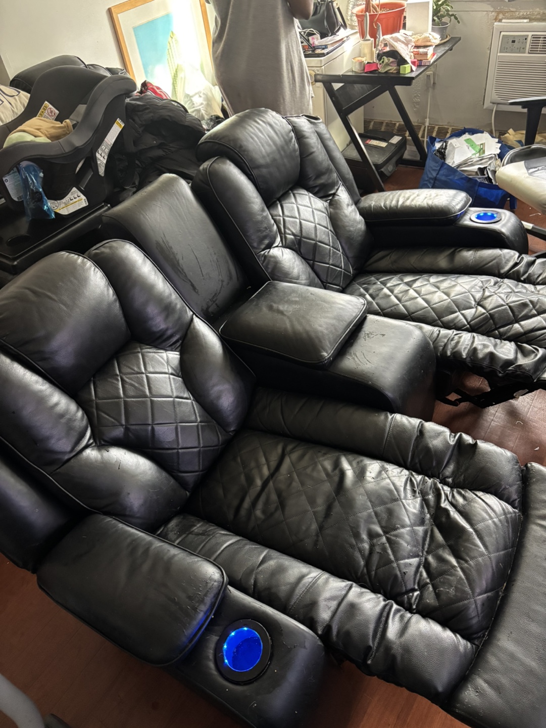 Black Leather Reclining Loveseat - photo 2