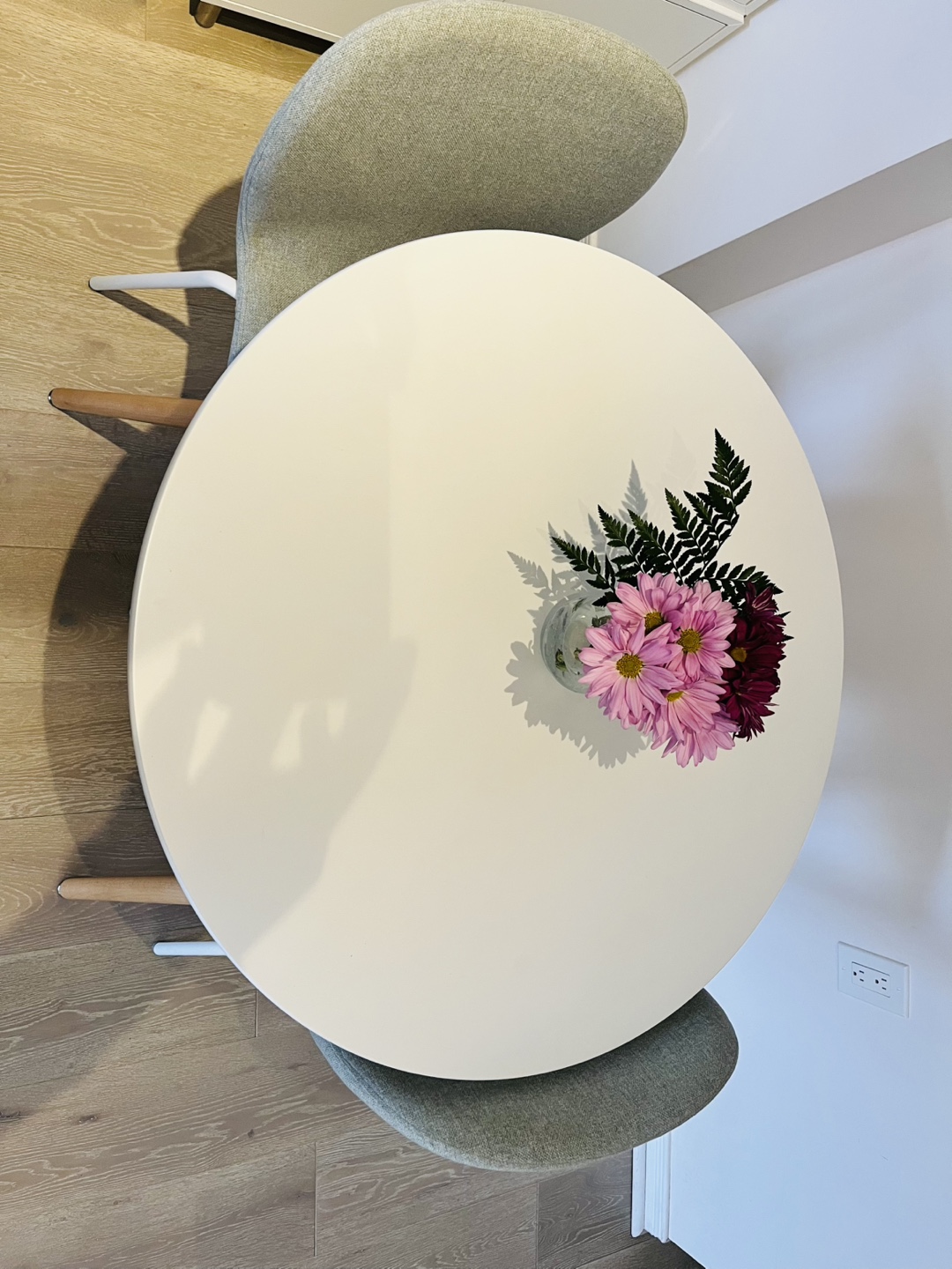 Dining Table 31.5 inch - photo 3