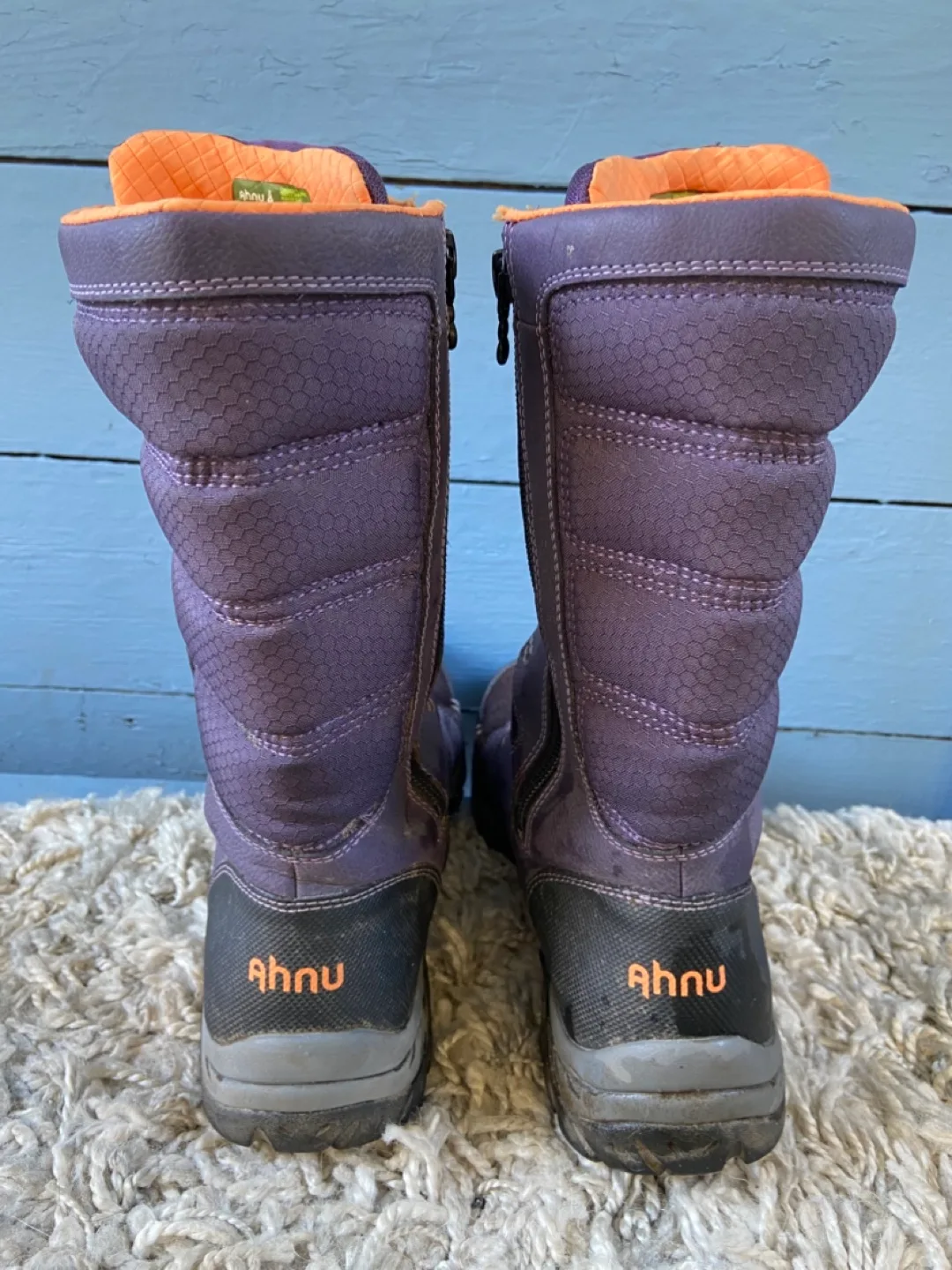 Ahnu Women's Waterproof Winter Boots - Size 7.5 image indicator(4)