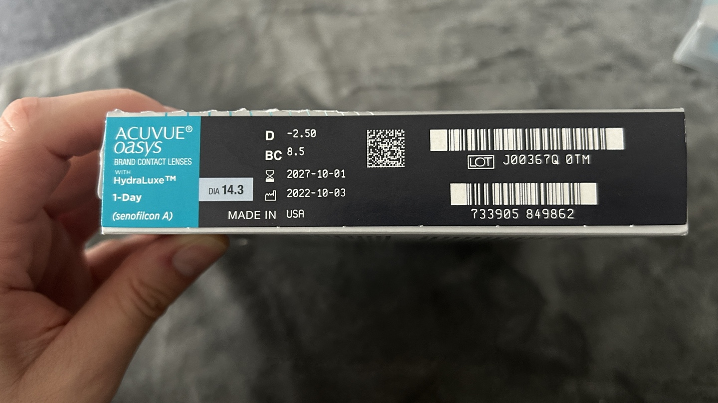 1-Day Contact Lenses - 90 pack - Diopter -2.50,  Base Curve 8.5. - photo 2