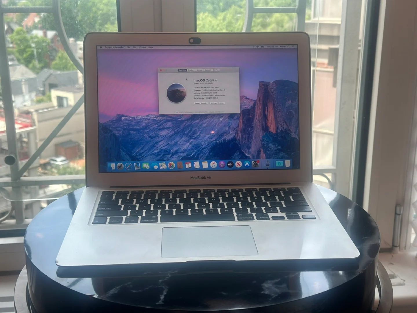 MacBook Air 13-inch Early 2015 thumbnail