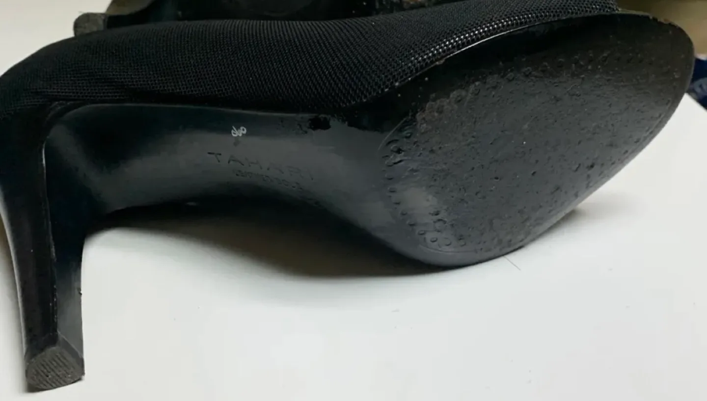 Tahari Nylon Mesh Peep Toe Heels Sz.7.5 image indicator(6)