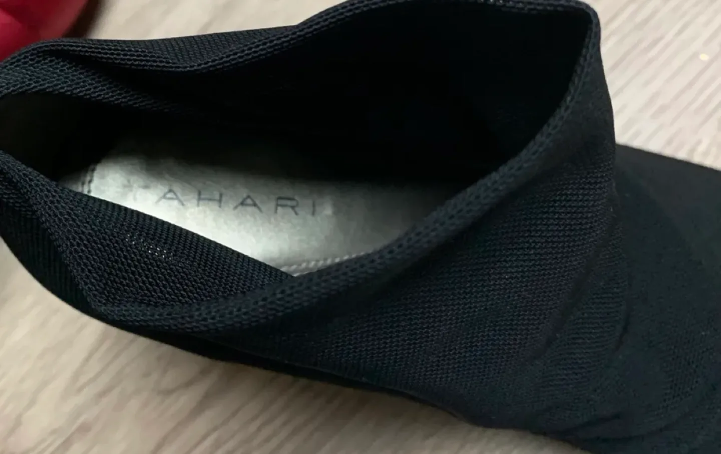 Tahari Nylon Mesh Peep Toe Heels Sz.7.5 image indicator(7)