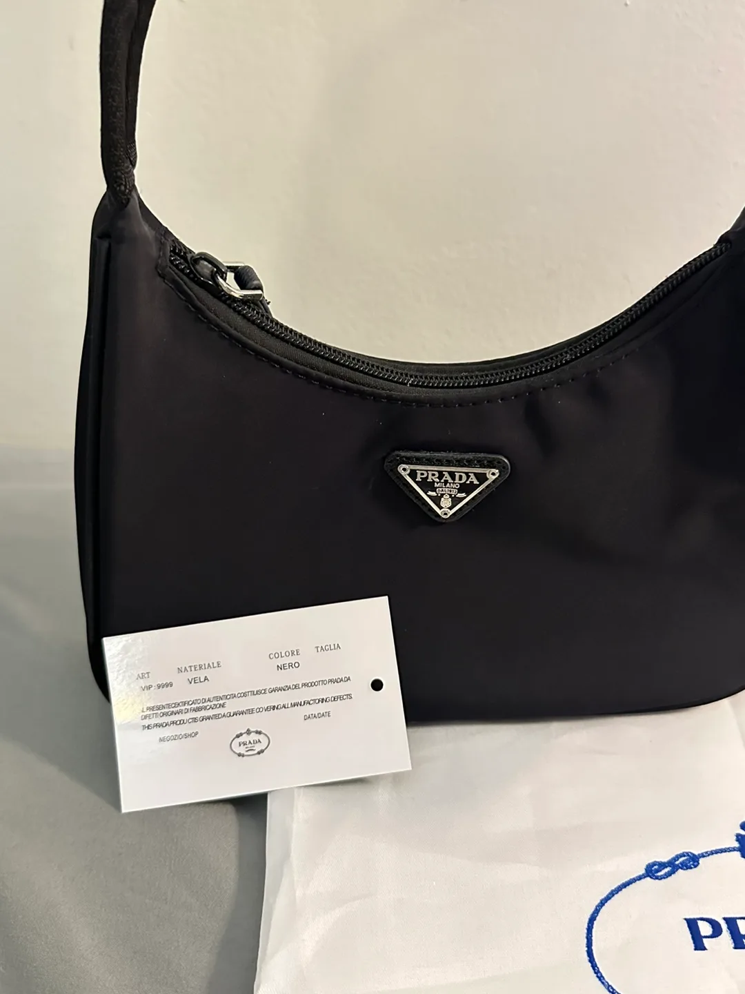 Prada Bag image indicator(3)