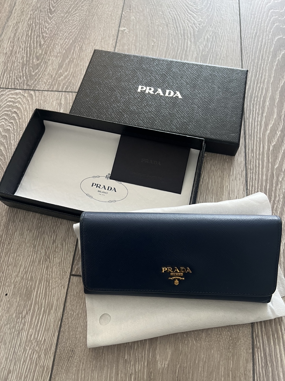 Authentic Prada Large Saffiano Leather Wallet - Navy Blue - photo 2