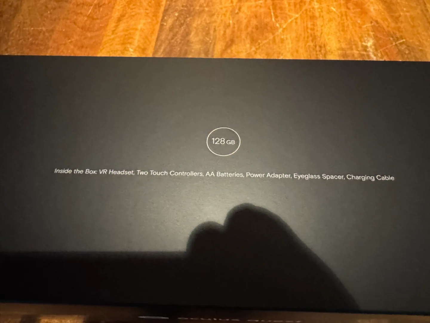 Oculus Quest 128GB VR Headset - Like New image indicator(3)