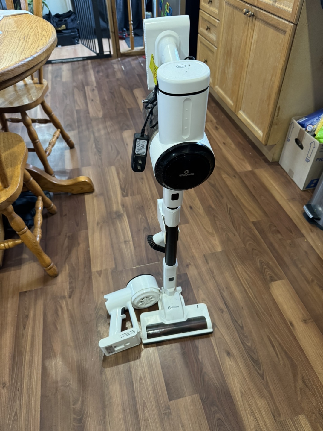 NeSquare Cordless Stick Vacuum