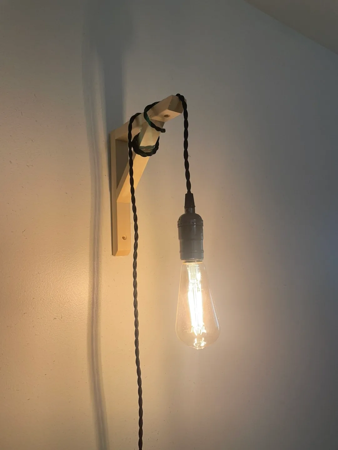 2x IKEA Wall brackets and cord lights with switches image indicator(3)