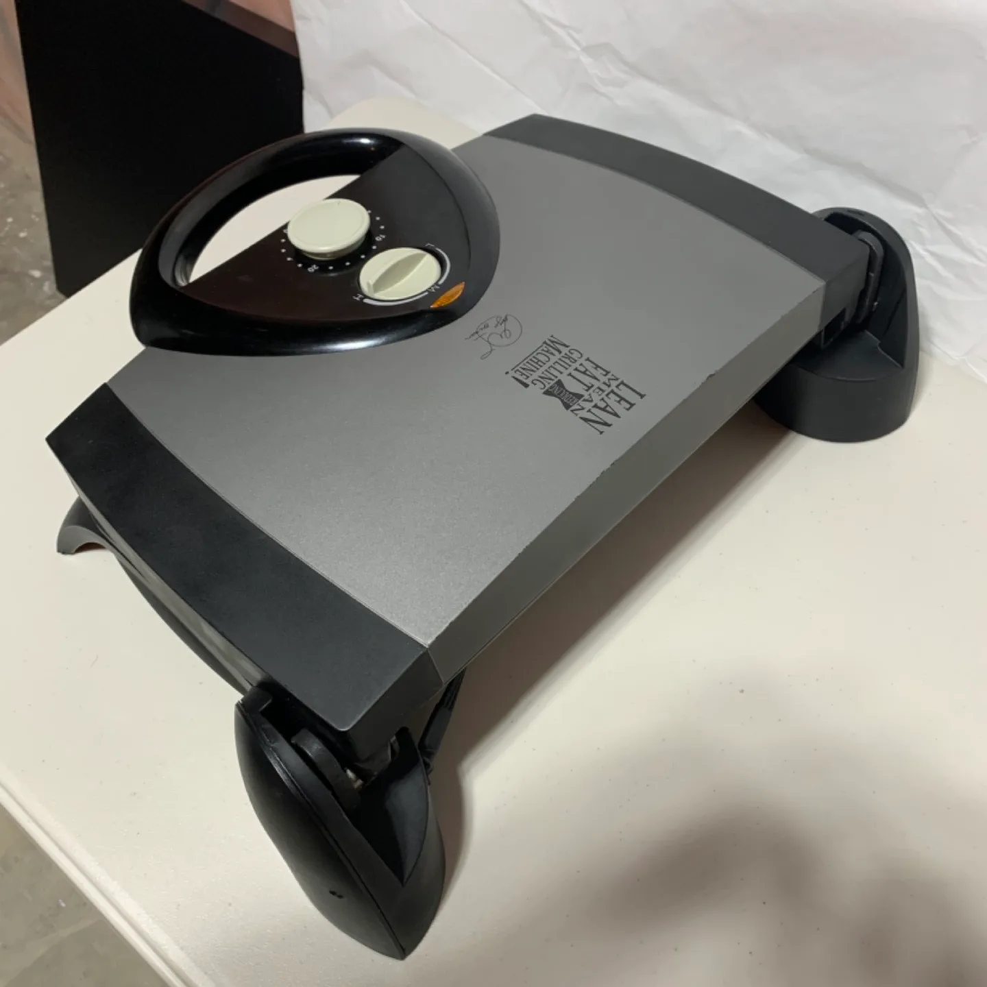 George Foreman Lean Mean Fat Reducing Grilling Machine image indicator(7)