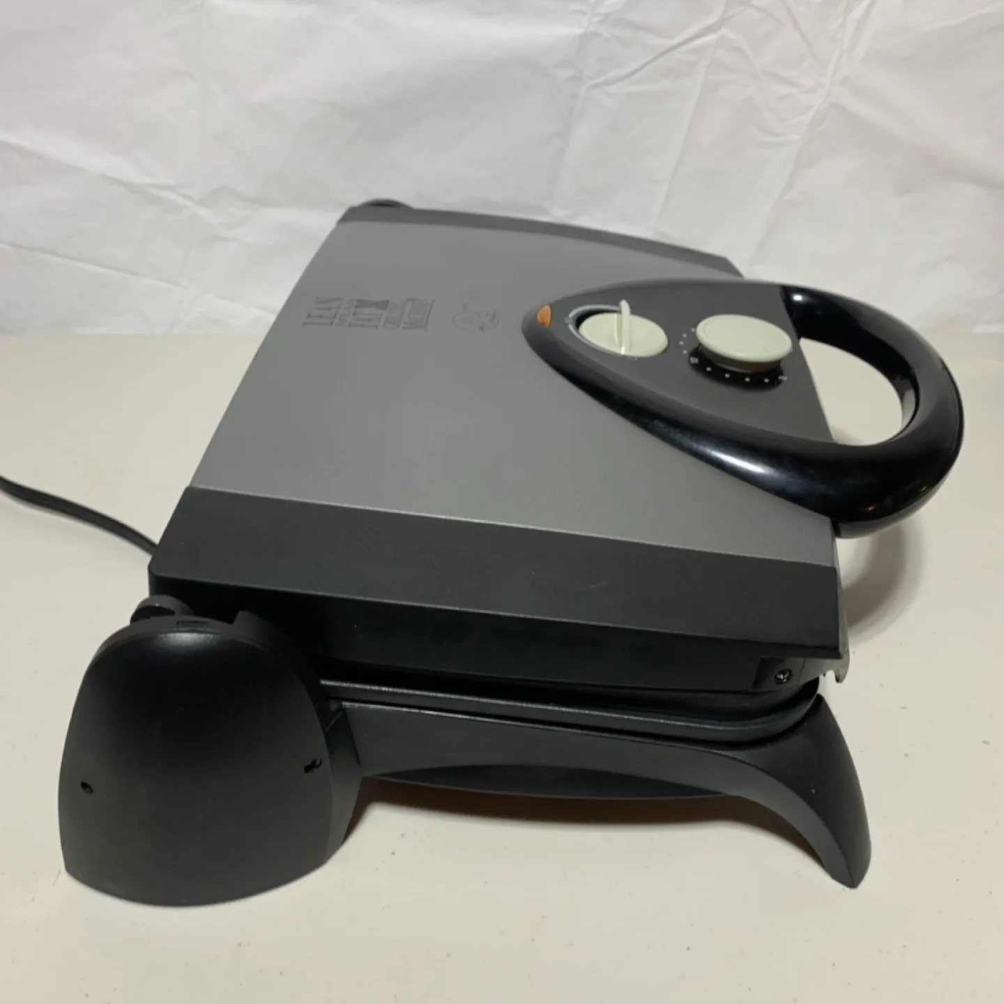 George Foreman Lean Mean Fat Reducing Grilling Machine image indicator(10)