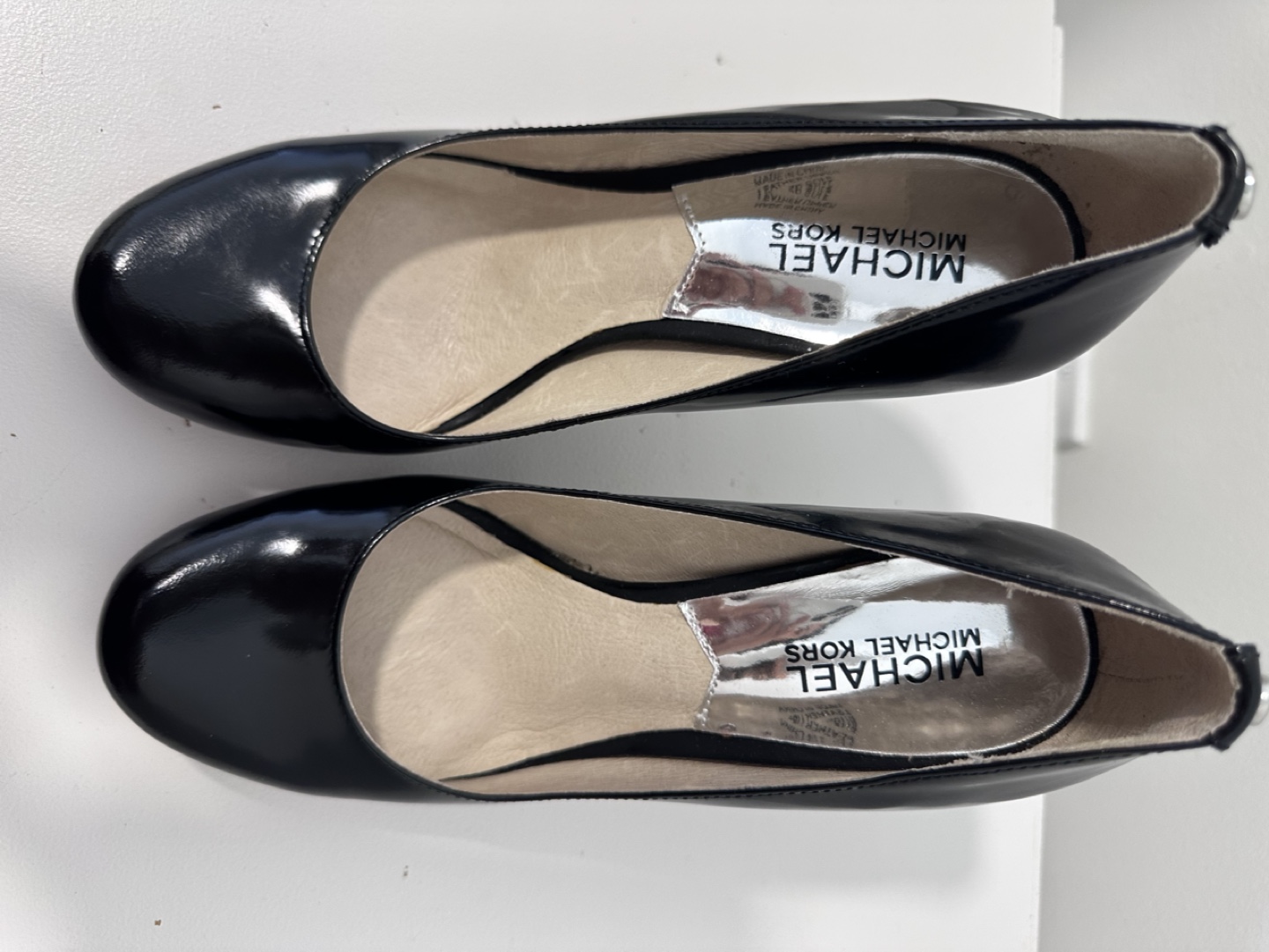Michael Kors Black Patent Leather Heels - photo 3