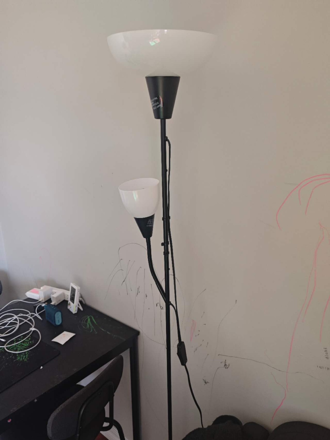 Two-light floor lamp
