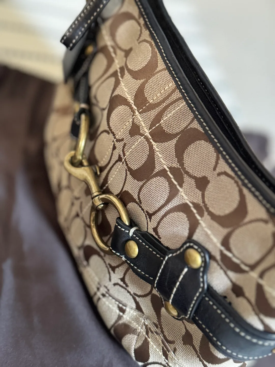 Coach Signature C Brown Leather horsebit hobo shoulder Bag image indicator(3)