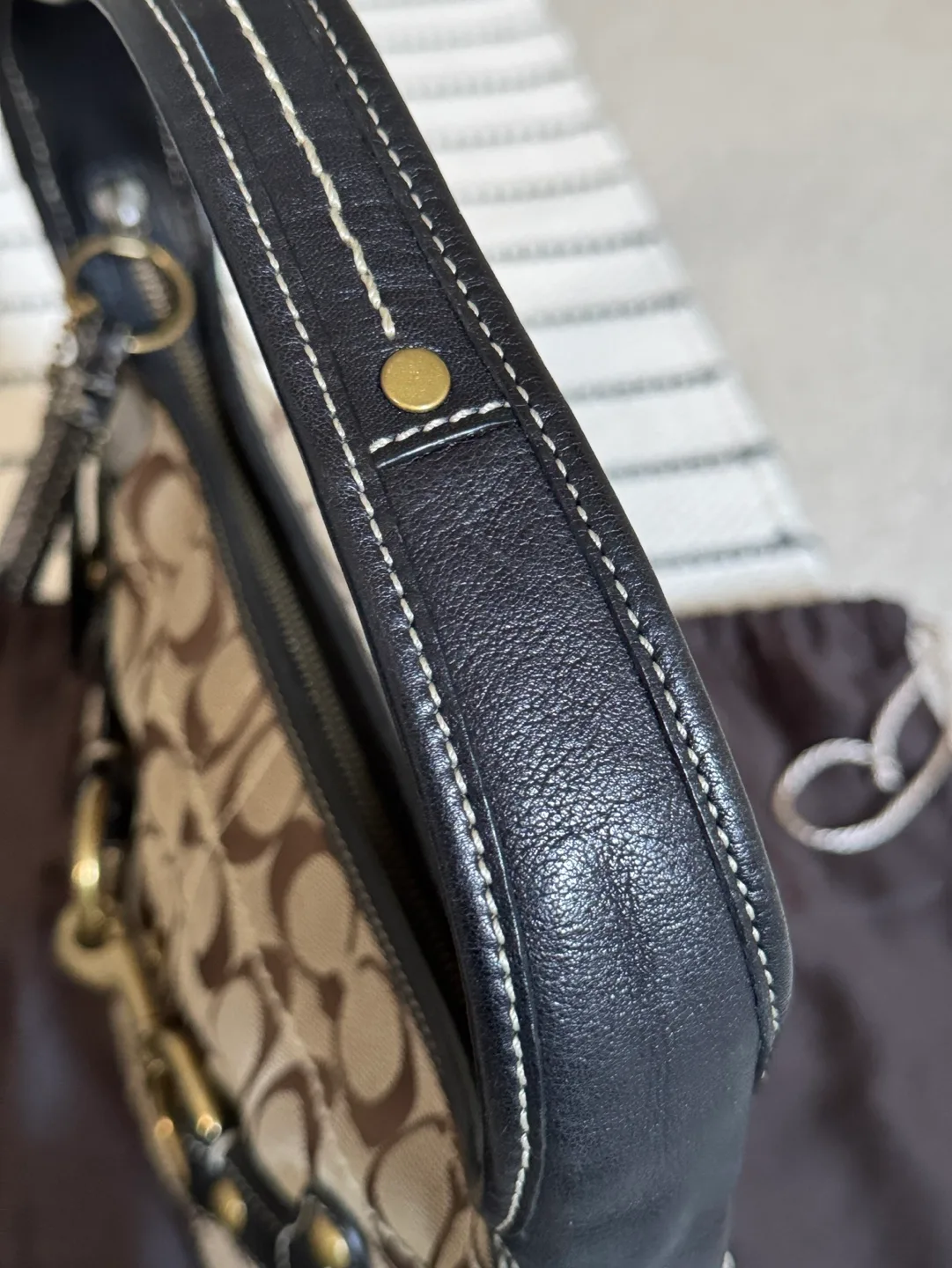 Coach Signature C Brown Leather horsebit hobo shoulder Bag image indicator(6)