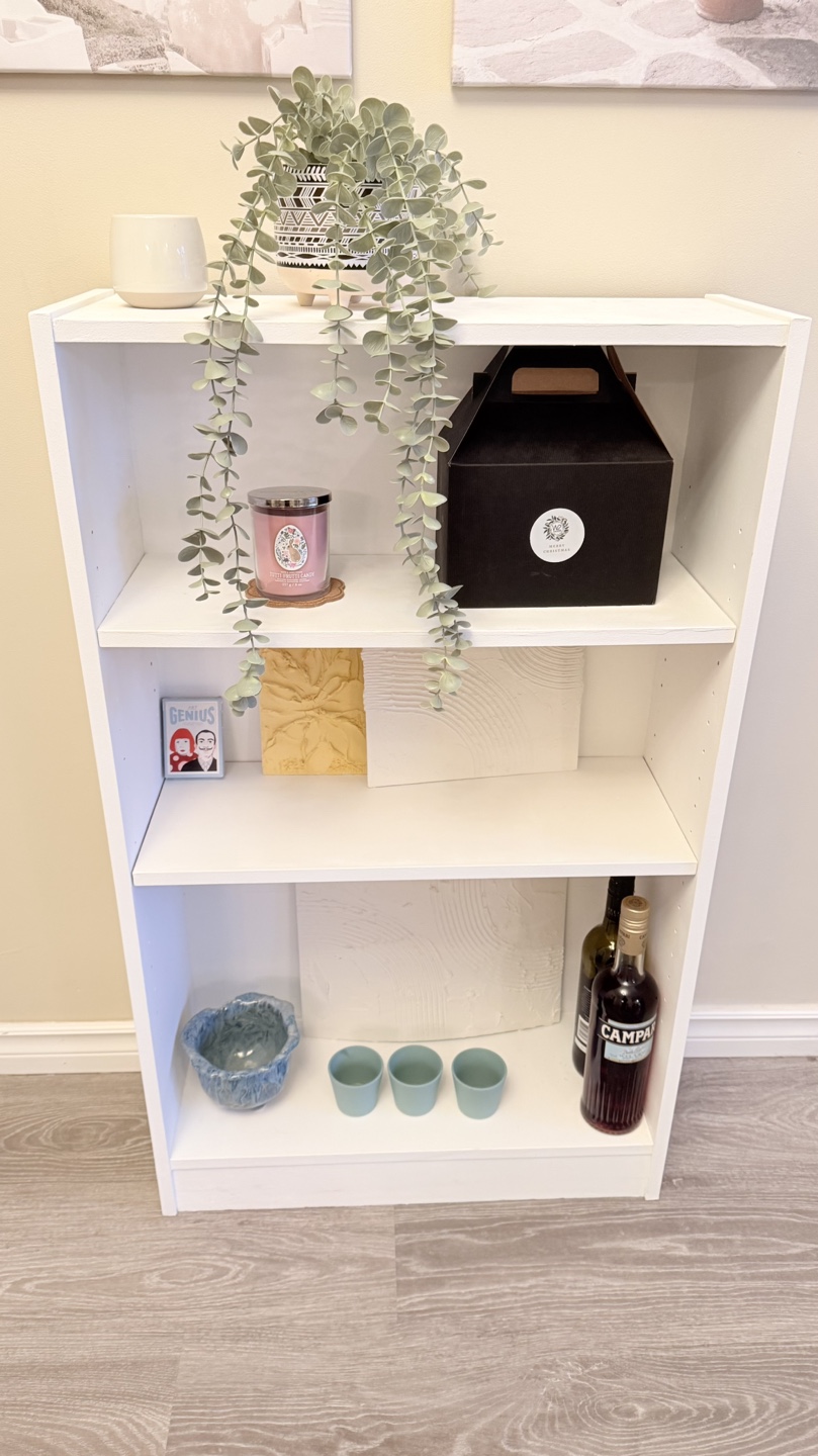 White 3-shelf bookcase