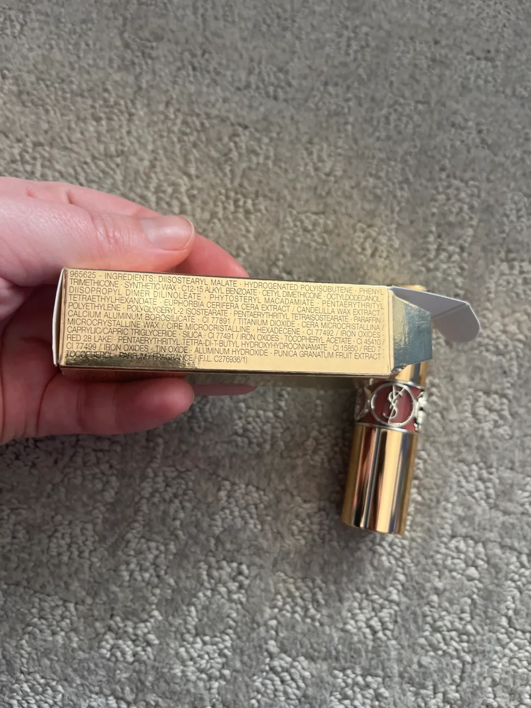 Yves Saint Laurent Rouge Volupté Shine Oil-in-Stick image indicator(3)