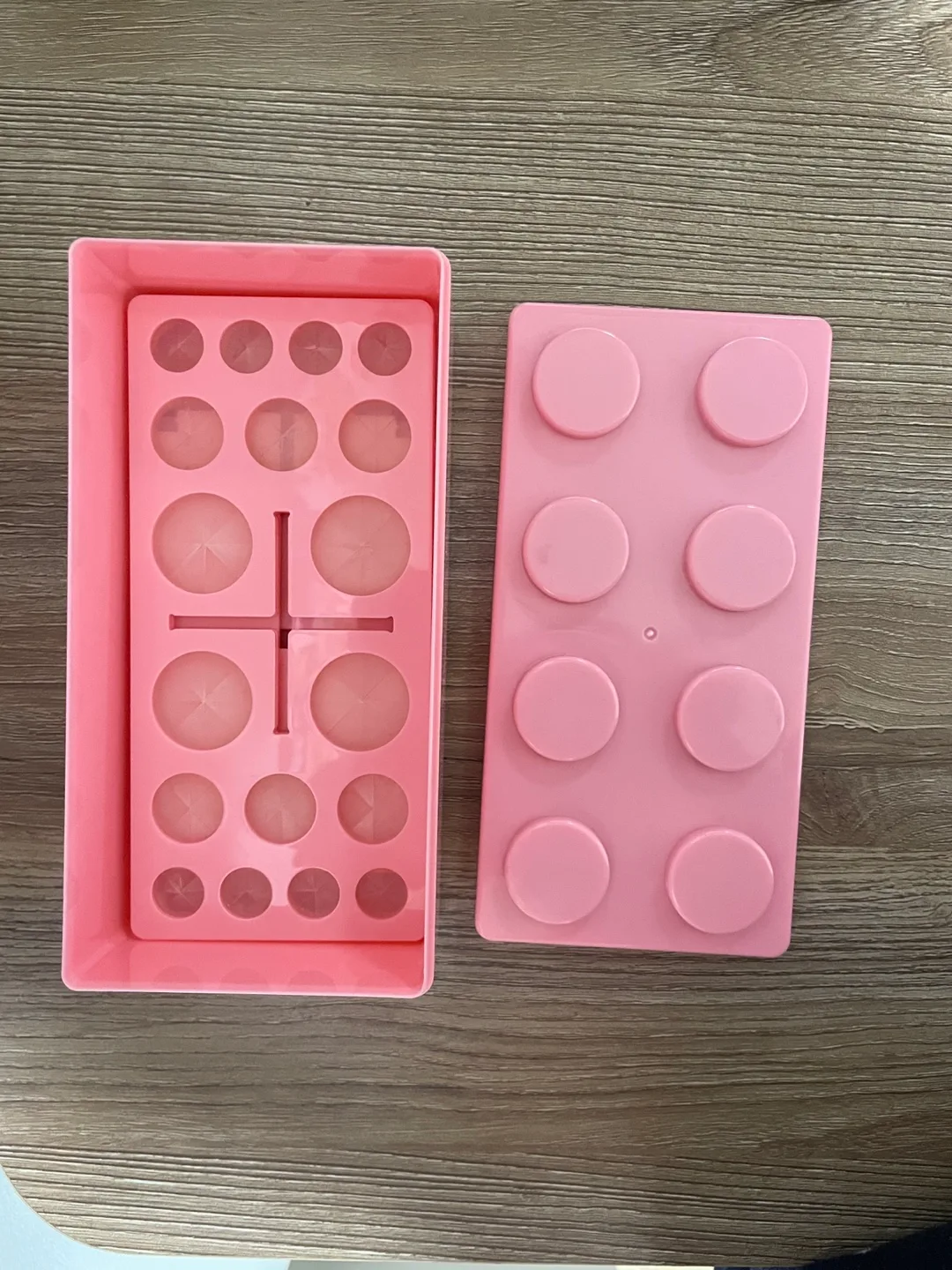 BRAND NEW 🥕 ETUDE HOUSE Pink Lego Makeup Brush Holder image indicator(3)