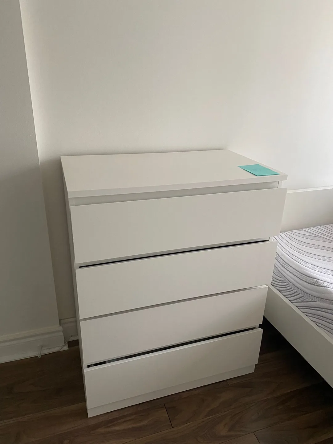 White Four-Drawer Chest image indicator(3)