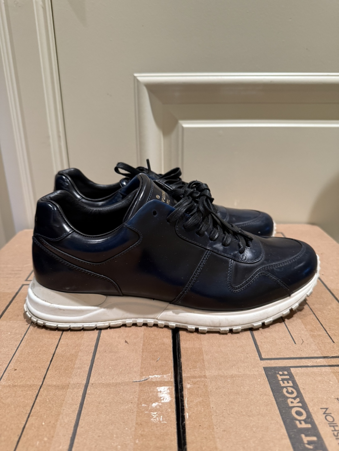 Louis Vuitton Men’s Sneakers  - US 7 / UK (LV) 6 / EU 40