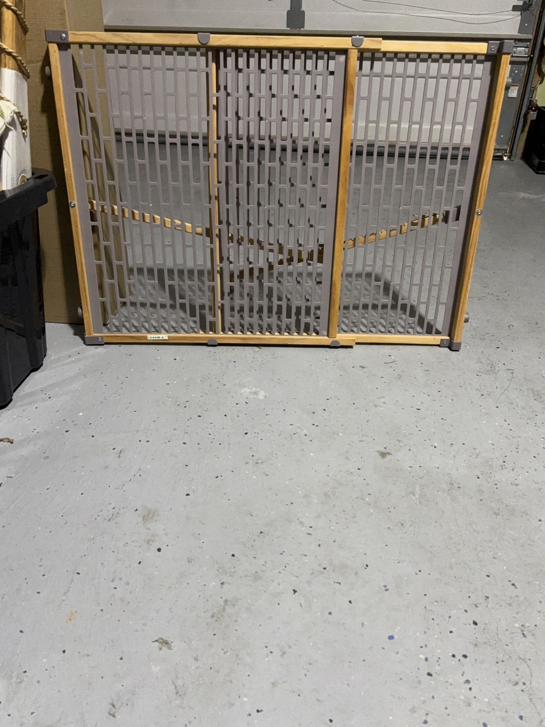 The First Years SureClose Baby Gate - photo 3