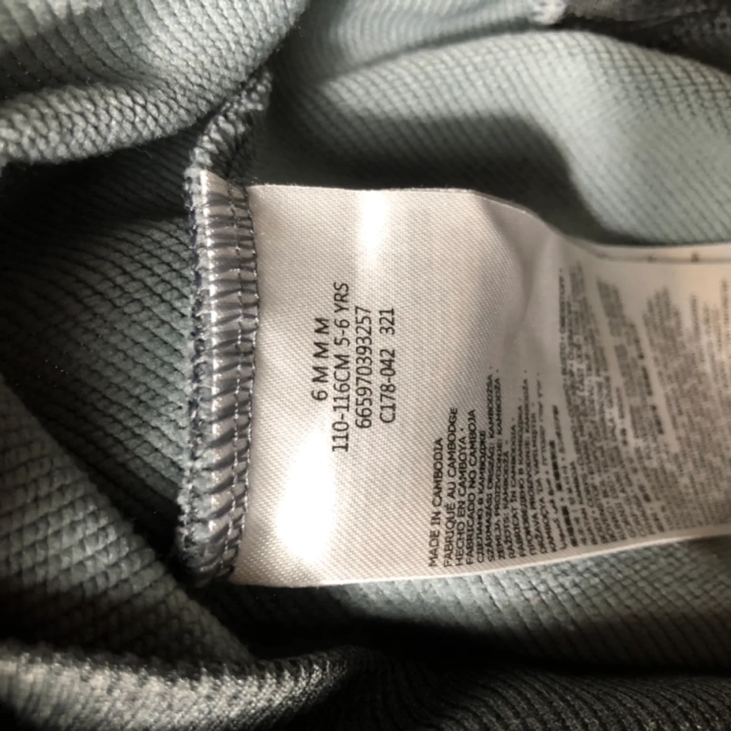 Converse Boys' Size 6M Hoodie Sweatshirt image indicator(5)