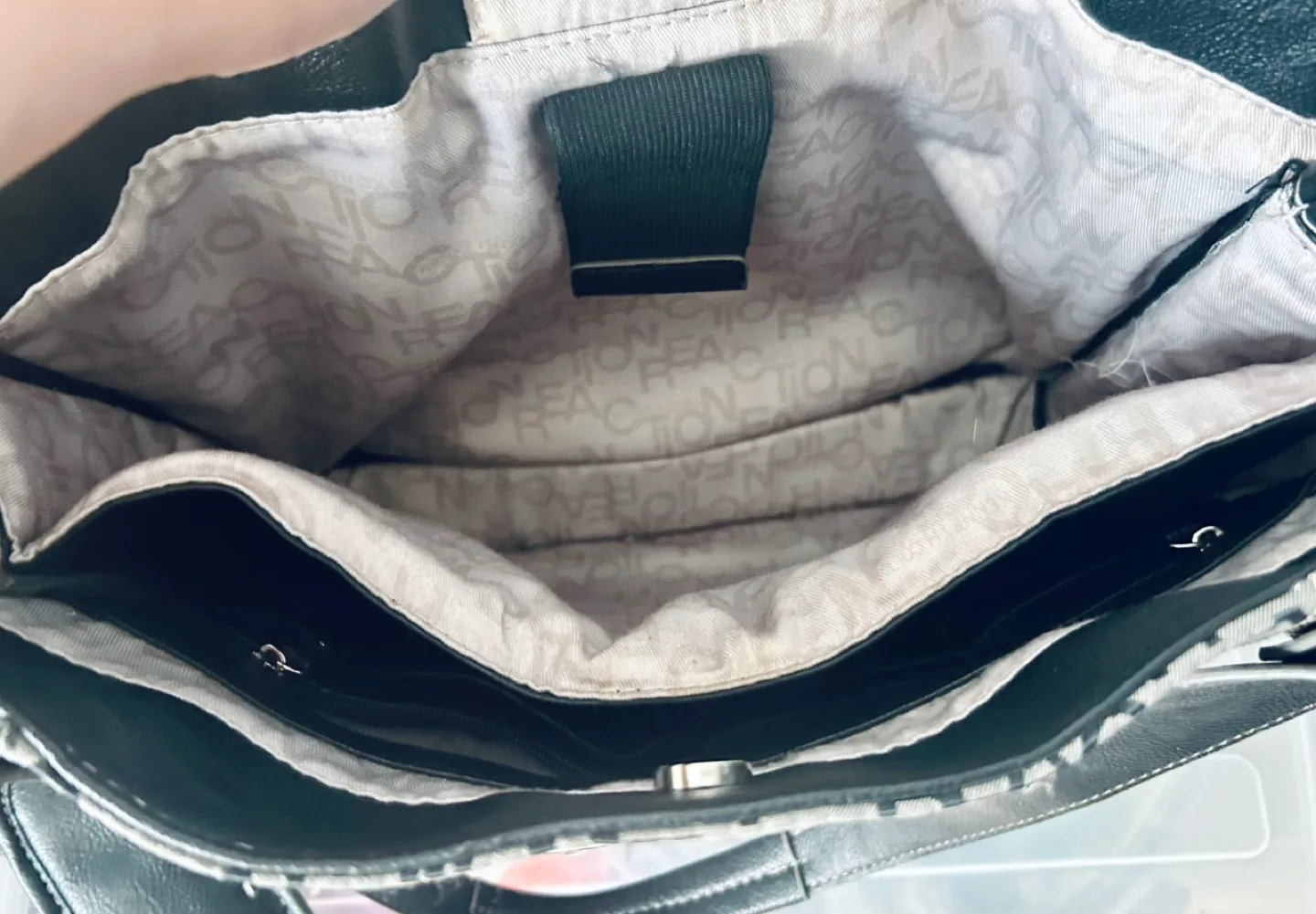 Kenneth Cole Reaction Tote/Laptop Bag image indicator(6)