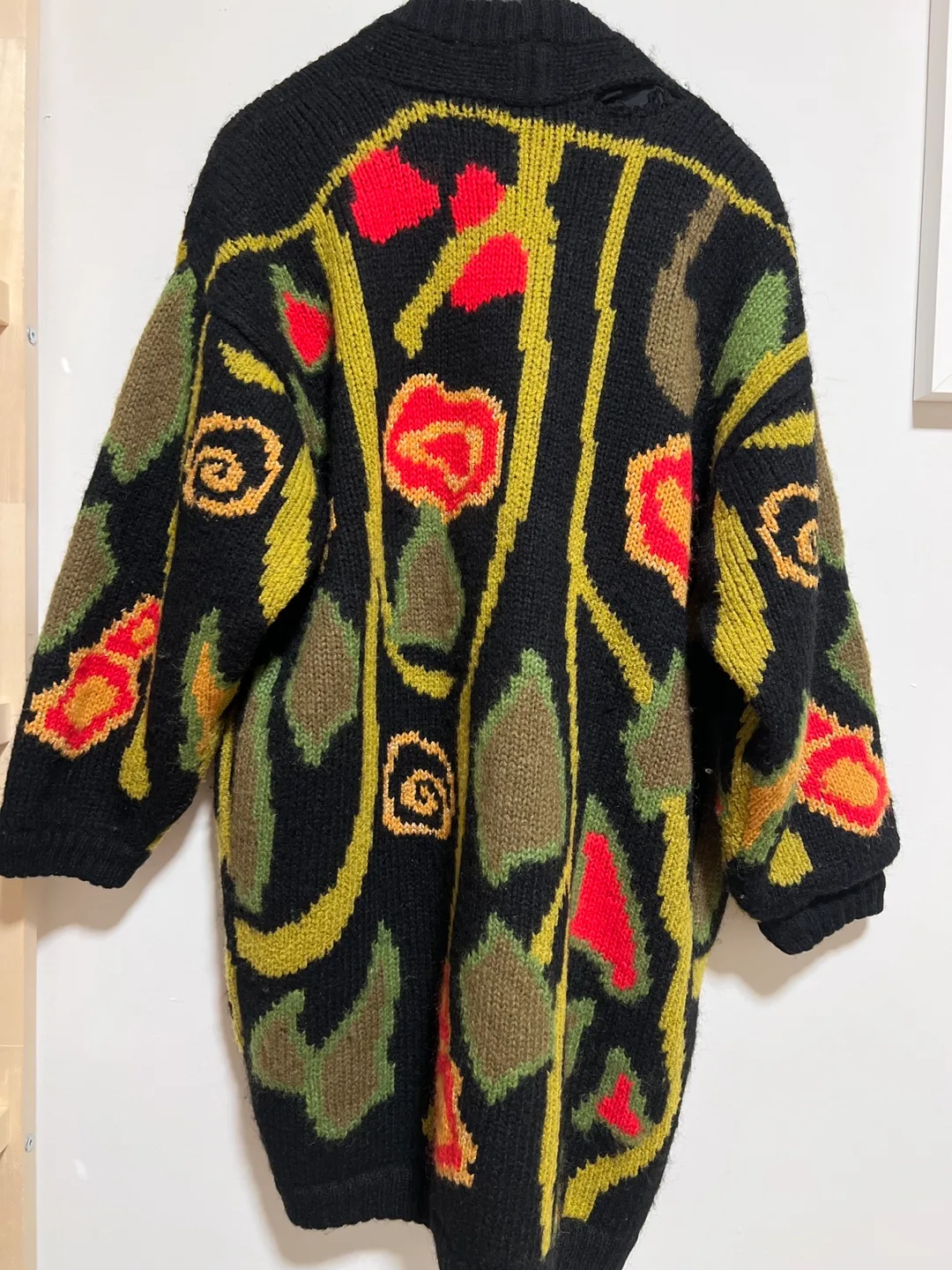 Vintage Floral Knit Cardigan from England image indicator(4)