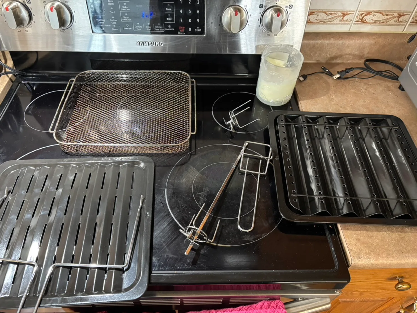 Kalorik MAX Air Fryer Oven with 9 Accessories image indicator(3)