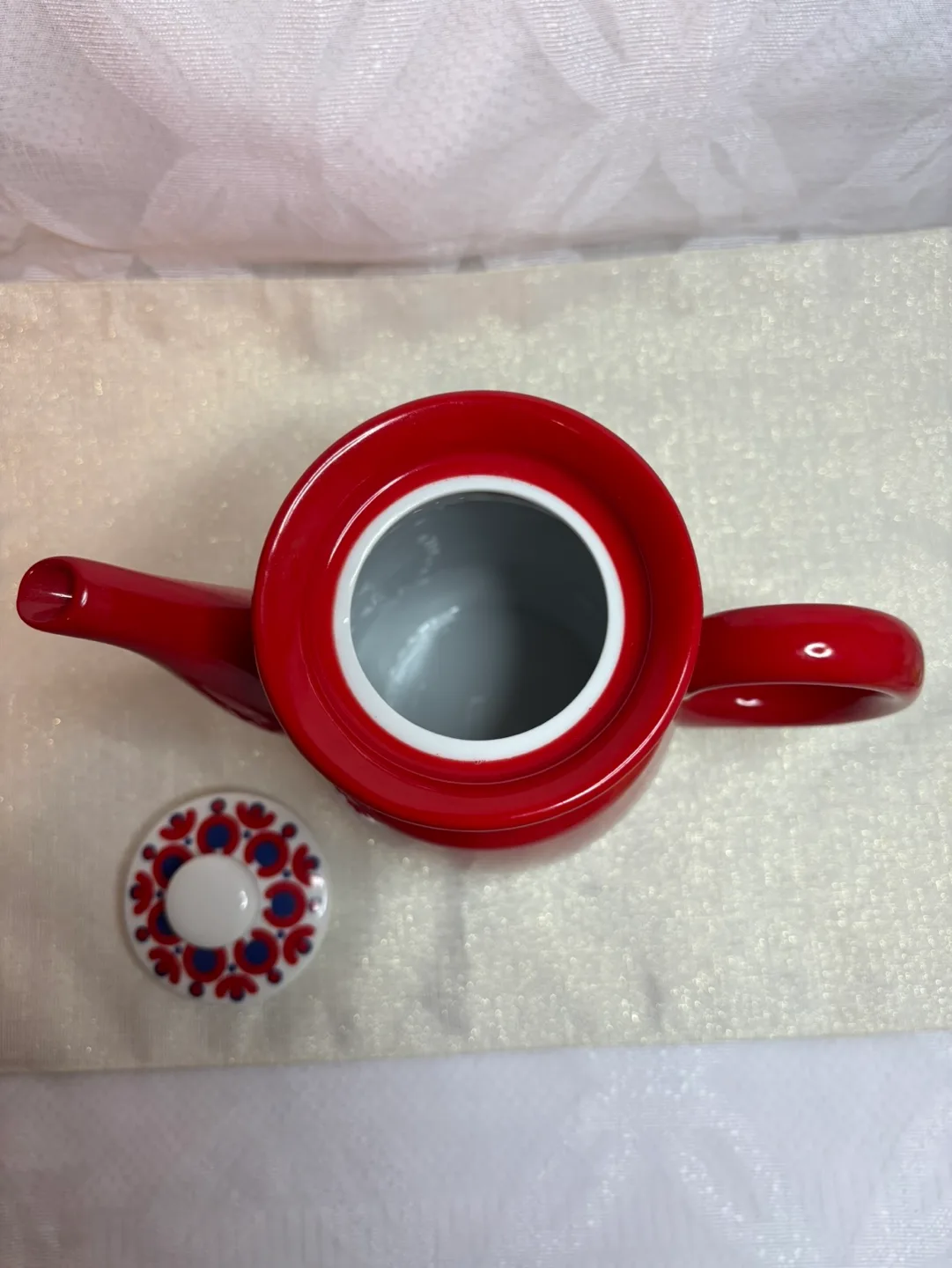 KAHLA - Vintage Red Tea or Coffee Pot with Floral Lid image indicator(2)