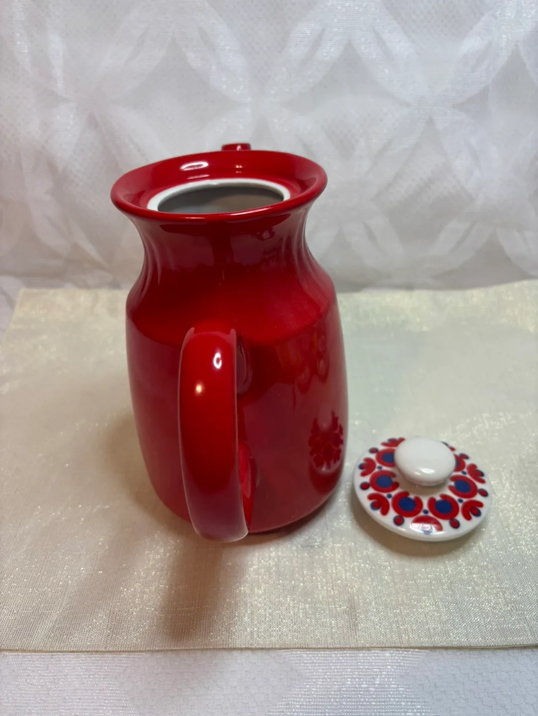 KAHLA - Vintage Red Tea or Coffee Pot with Floral Lid image indicator(3)