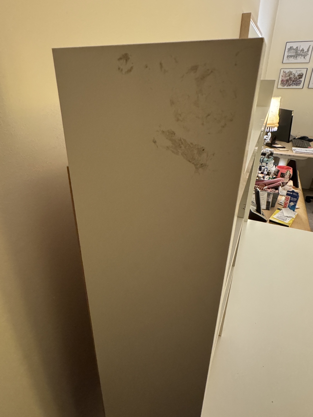 IKEA MICKE Desk with hutch - White/Beige - photo 3