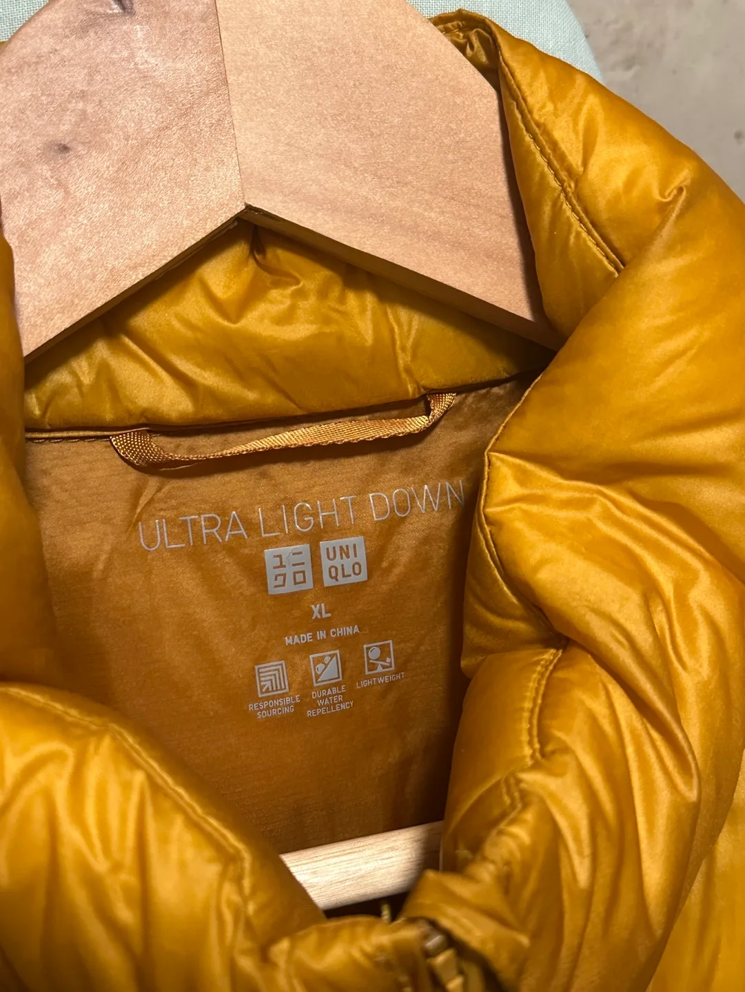 Uniqlo Ultra Light Down Vest - Size XL - Mustard Yellow image indicator(2)