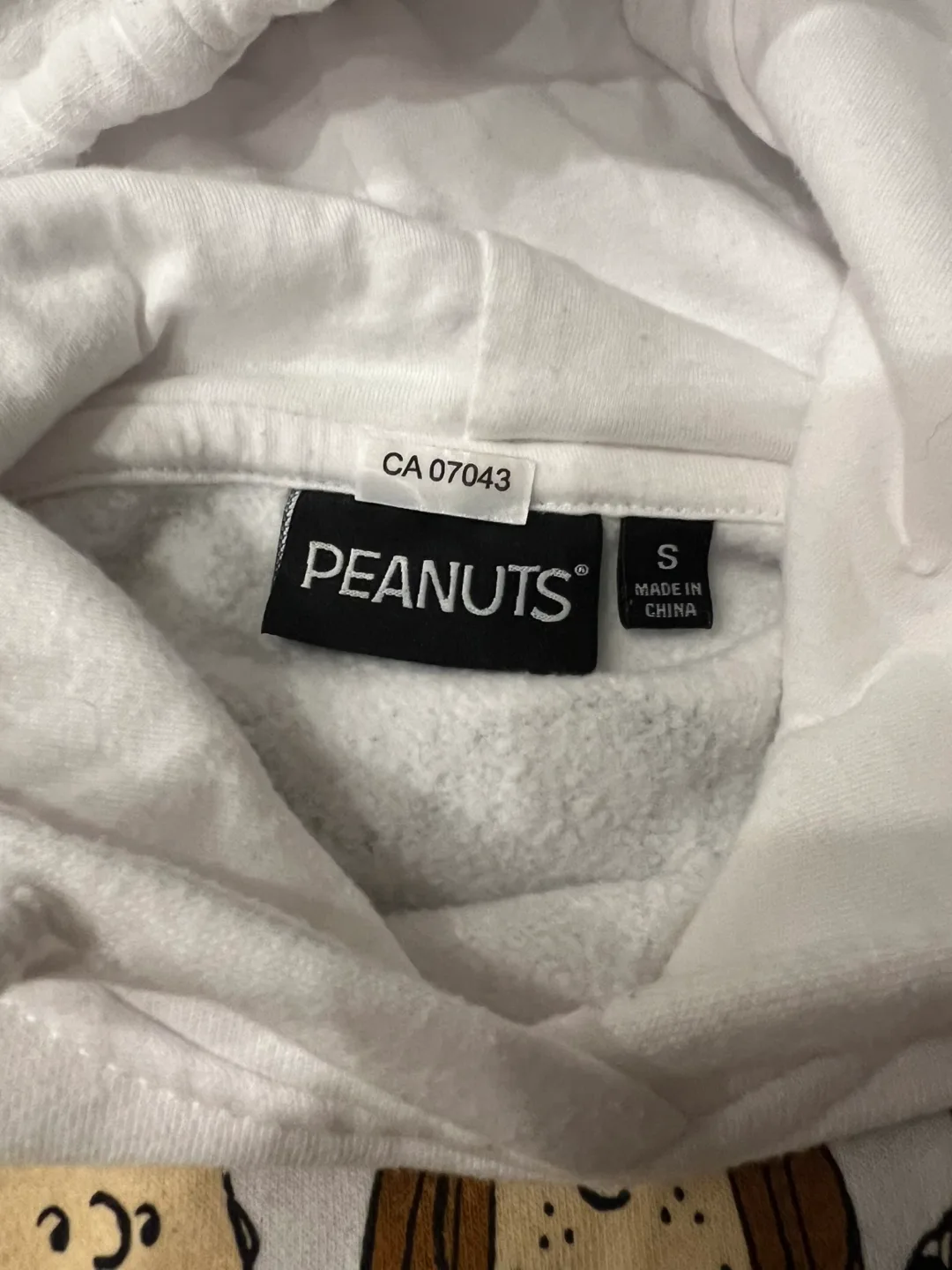 Peanuts Gang Cropped Hoodie - Size Small image indicator(3)