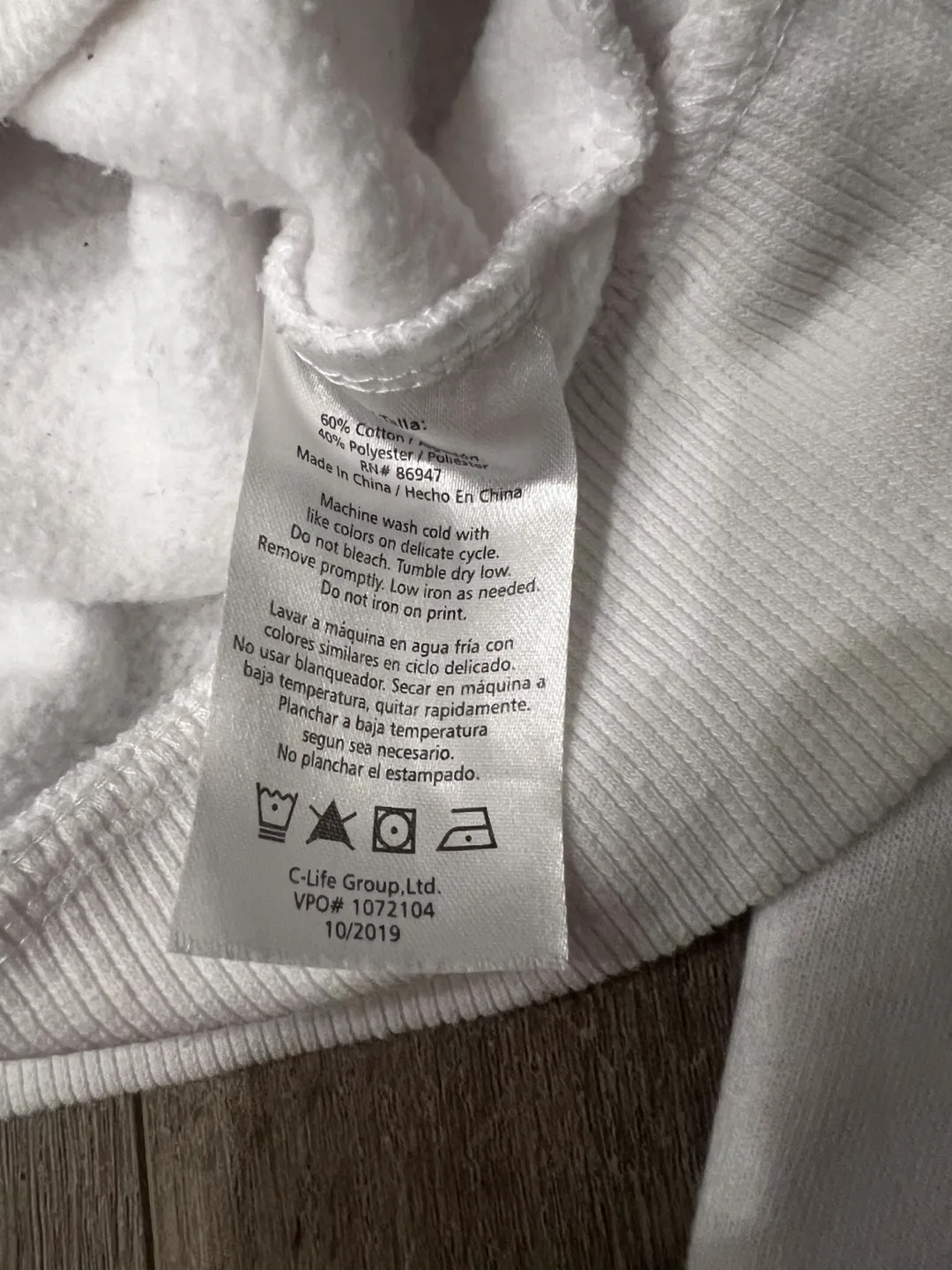 Peanuts Gang Cropped Hoodie - Size Small image indicator(6)