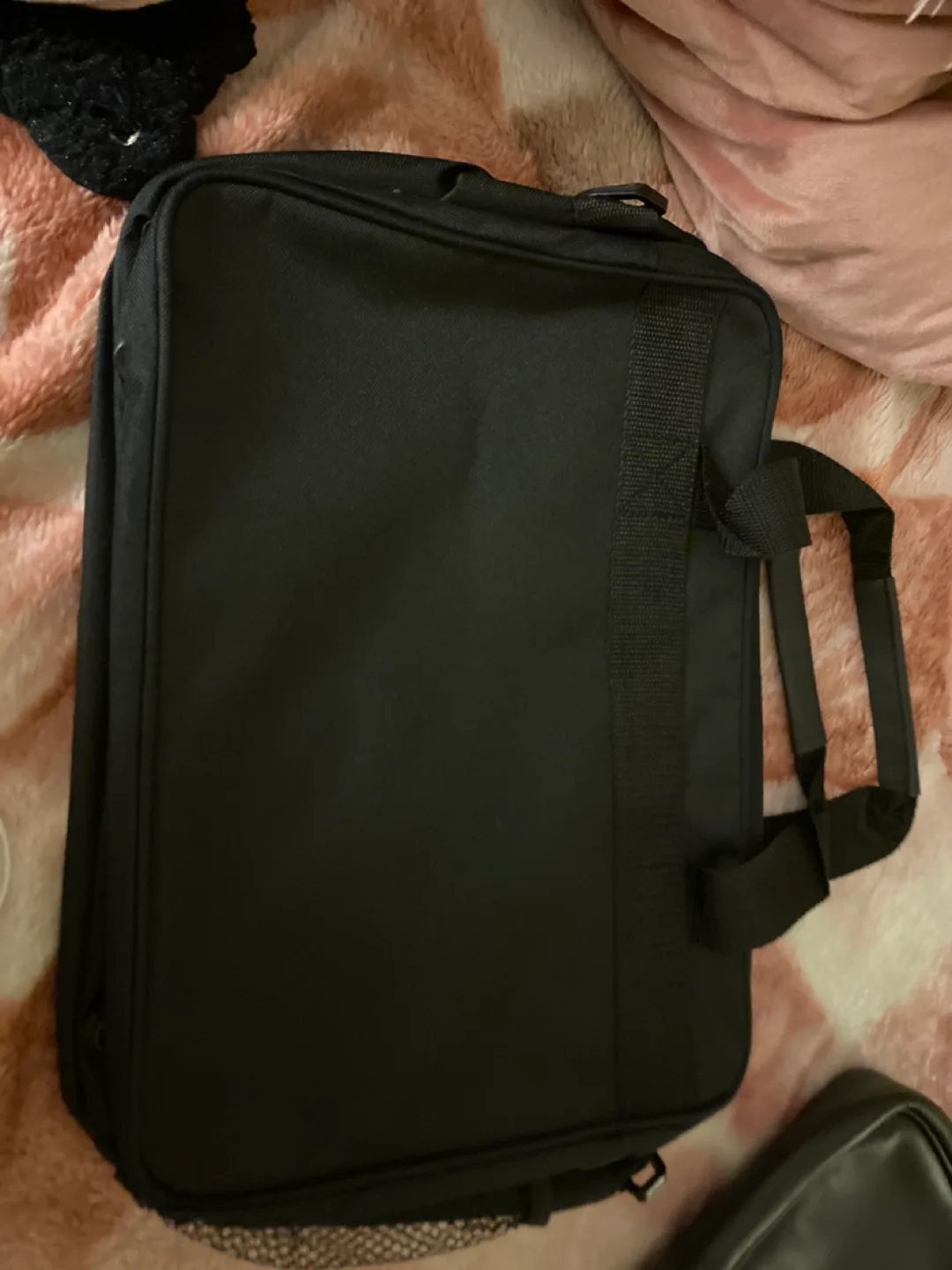 Insight Vacations Black Travel Bag image indicator(2)