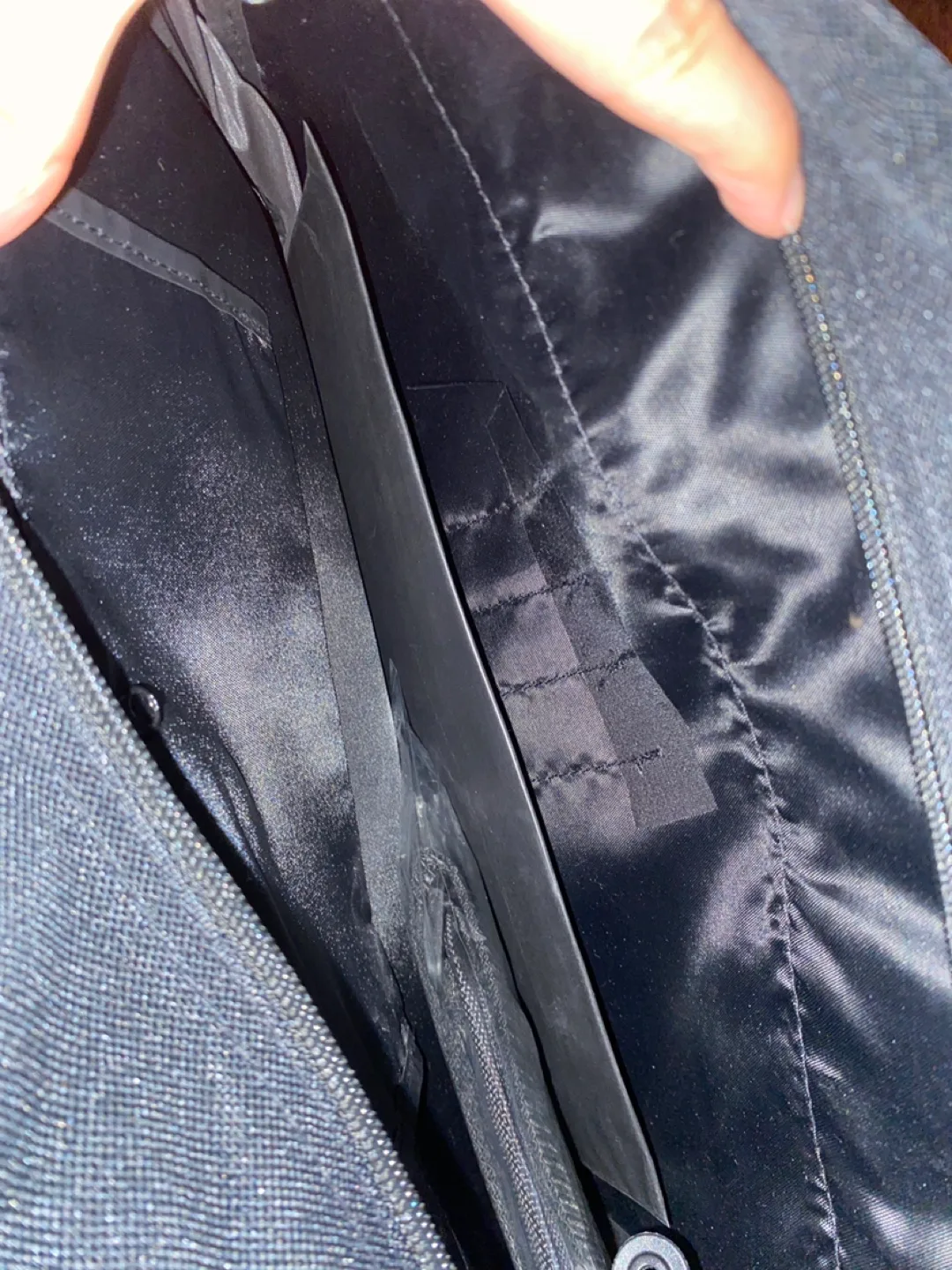 Insight Vacations Black Travel Bag image indicator(3)