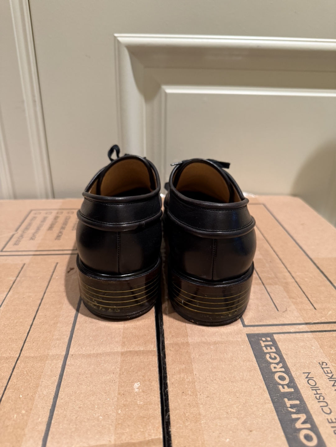 Salvatore Ferragamo Women’s - US 9 / EU 39.5 - photo 2
