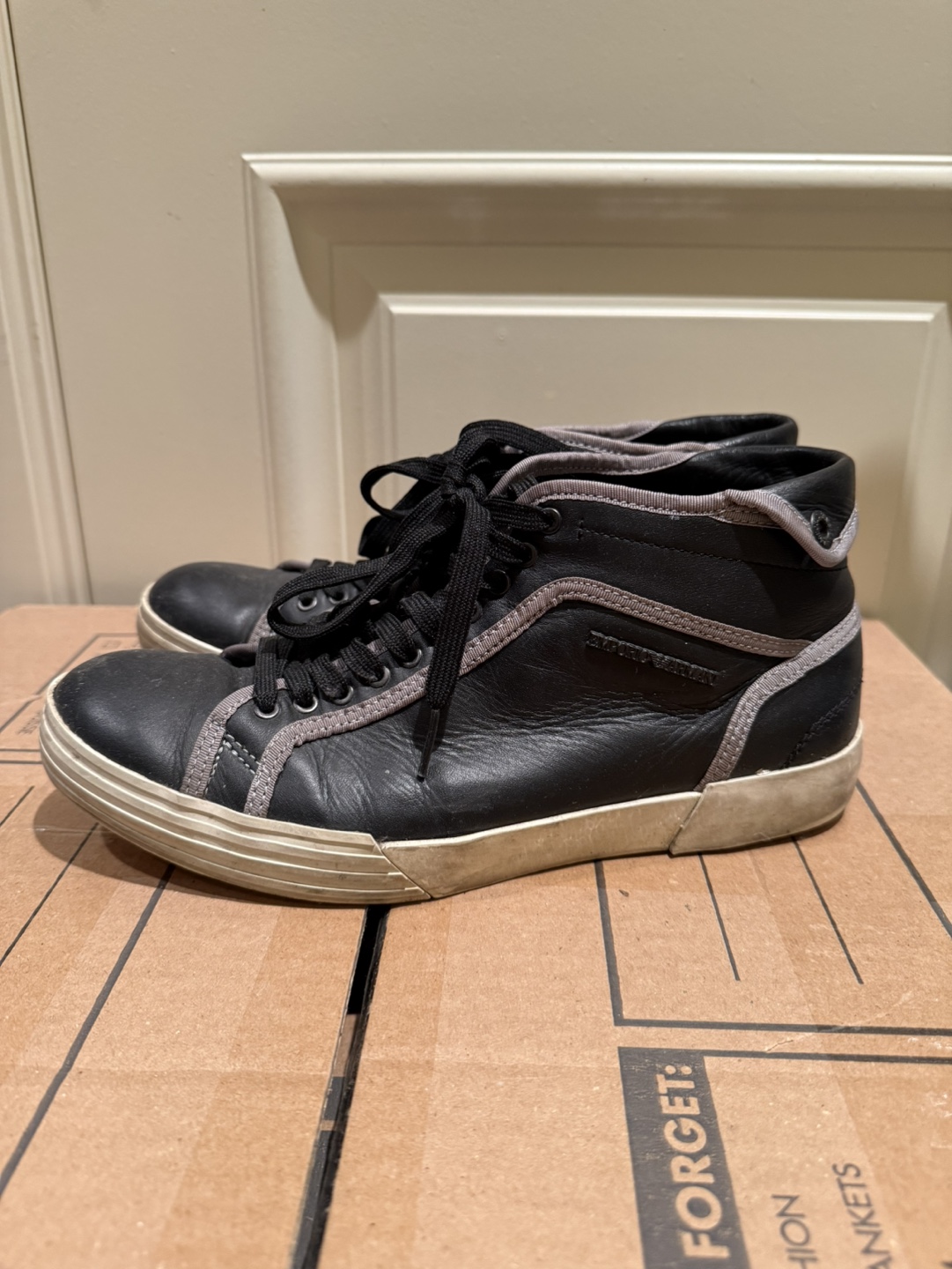 Emporio Armani Men's Sneakers - EUR 40 - photo 3