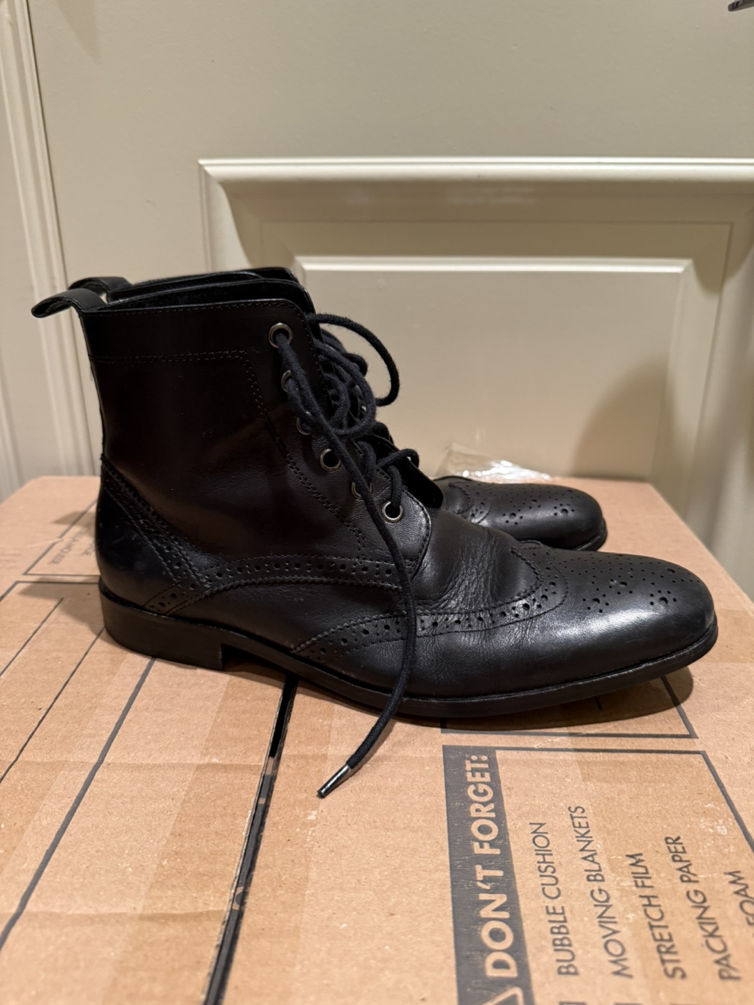 Banana Republic Black  Boots - 7.5