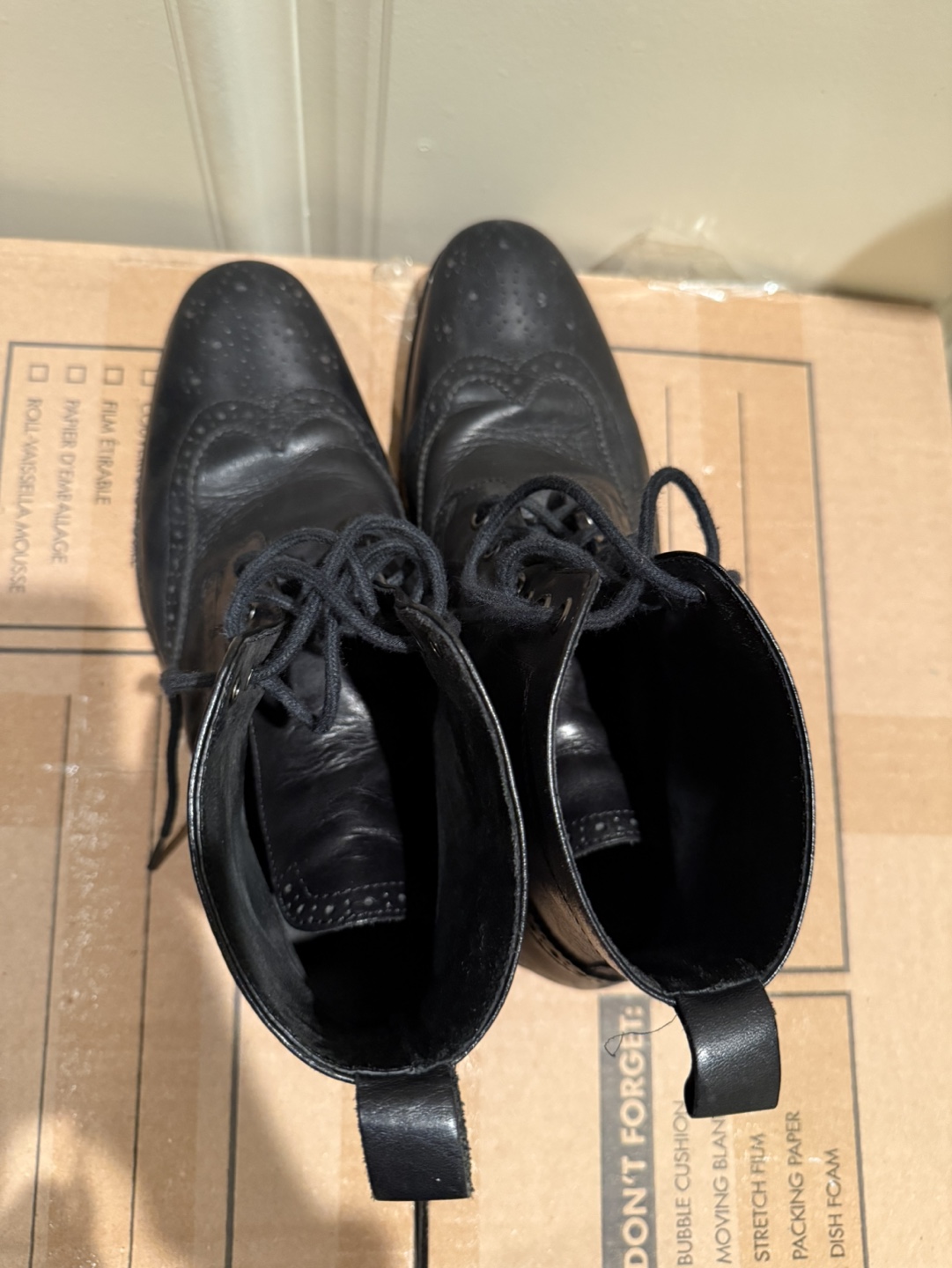 Banana Republic Black  Boots - 7.5 - photo 5