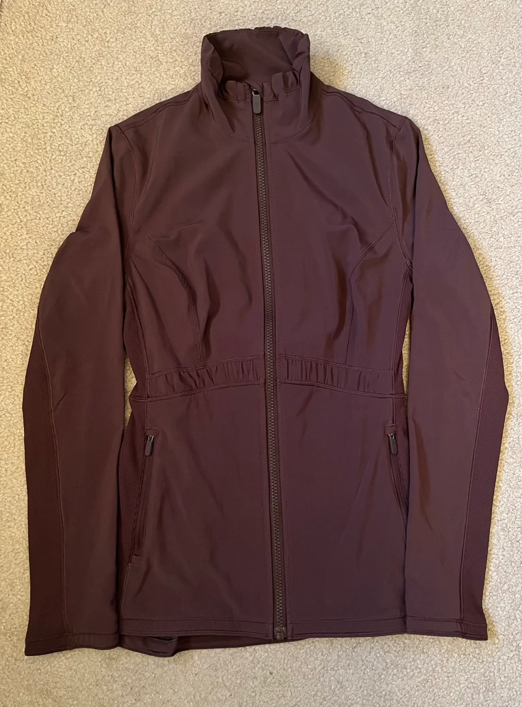 Lululemon Lot Size 4 image indicator(4)