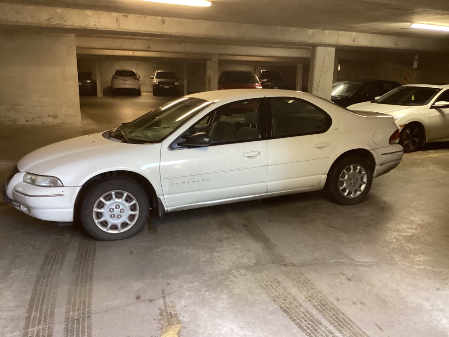 1999 Chrysler Cirrus  , - photo 3