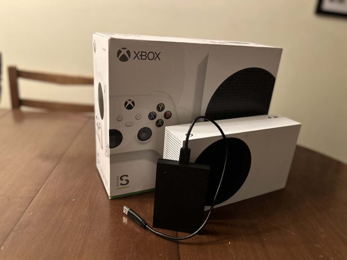 Xbox Series S Console - White - Like New - photo 2