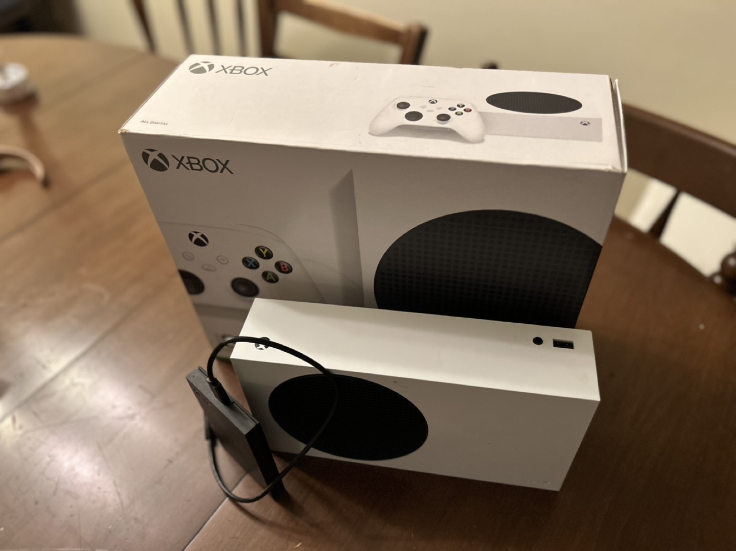 Xbox Series S Console - White - Like New - photo 3