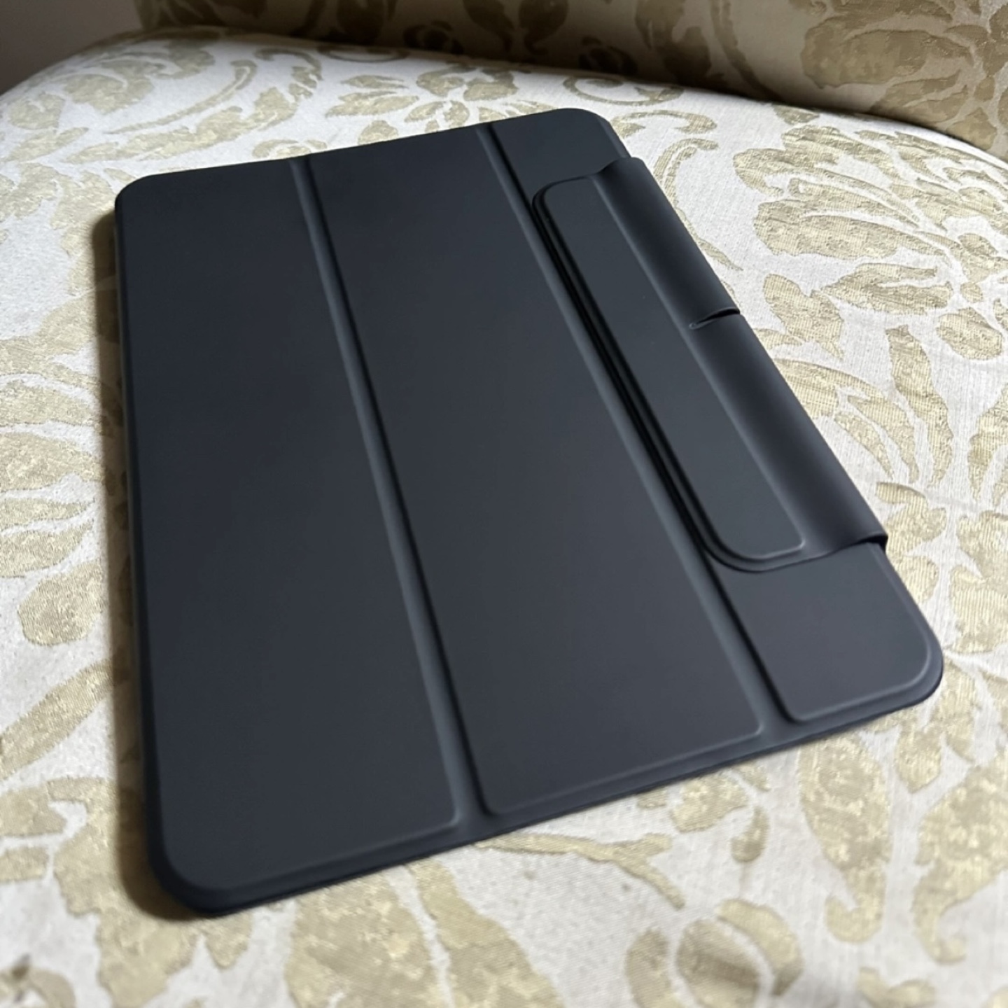 Apple iPad Magic Keyboard 11” (M4) + Folio Case (11”) - photo 4
