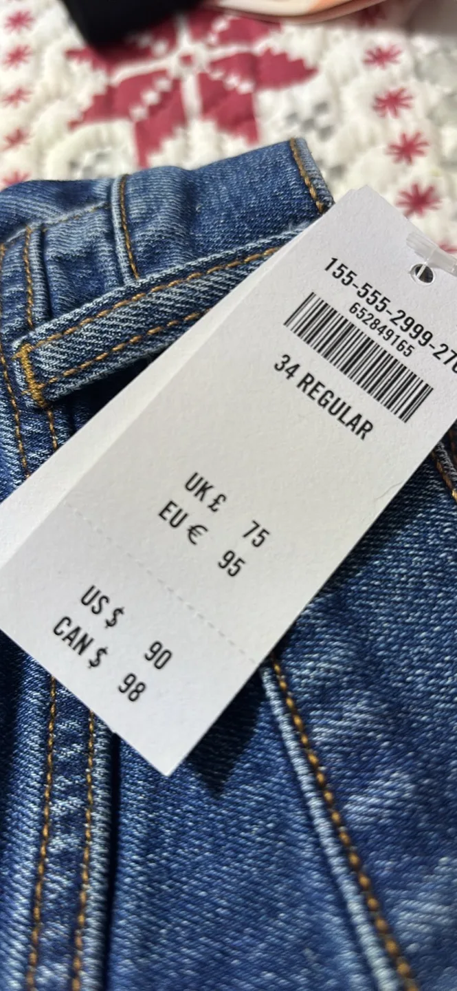 REDUCED! NEW Abercrombie & Fitch womens 34 stylish jeans image indicator(3)