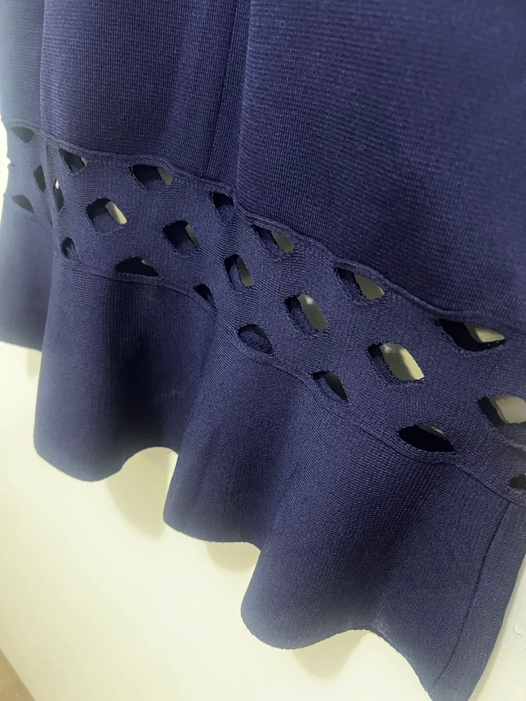 St John Purple Mid Length Dress image indicator(7)